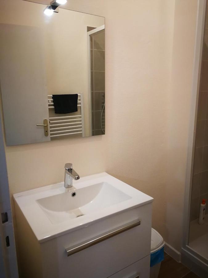 Appartement T4 Lumineux Avec Balcon - 3Eme Etage Sans Ascenseur Tarbes Bagian luar foto