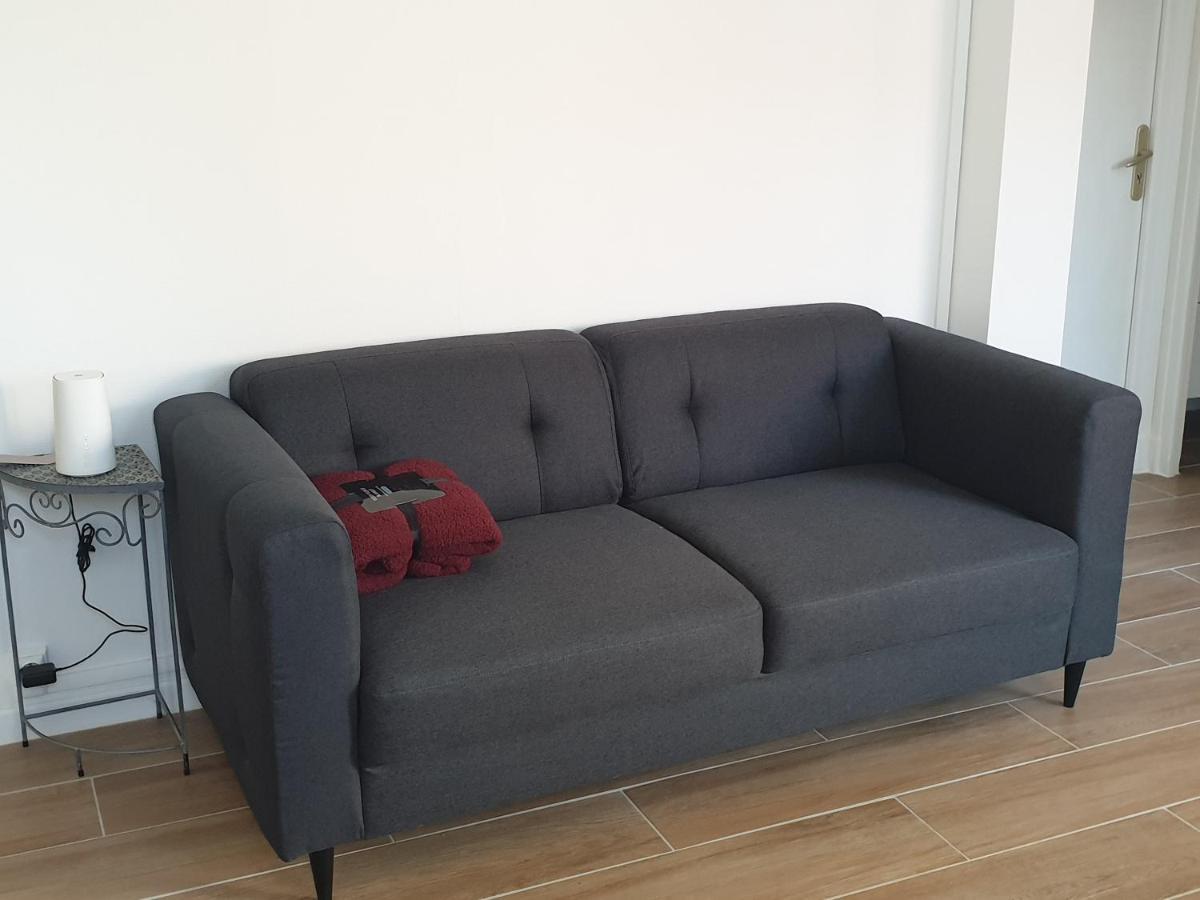 Appartement T4 Lumineux Avec Balcon - 3Eme Etage Sans Ascenseur Tarbes Bagian luar foto