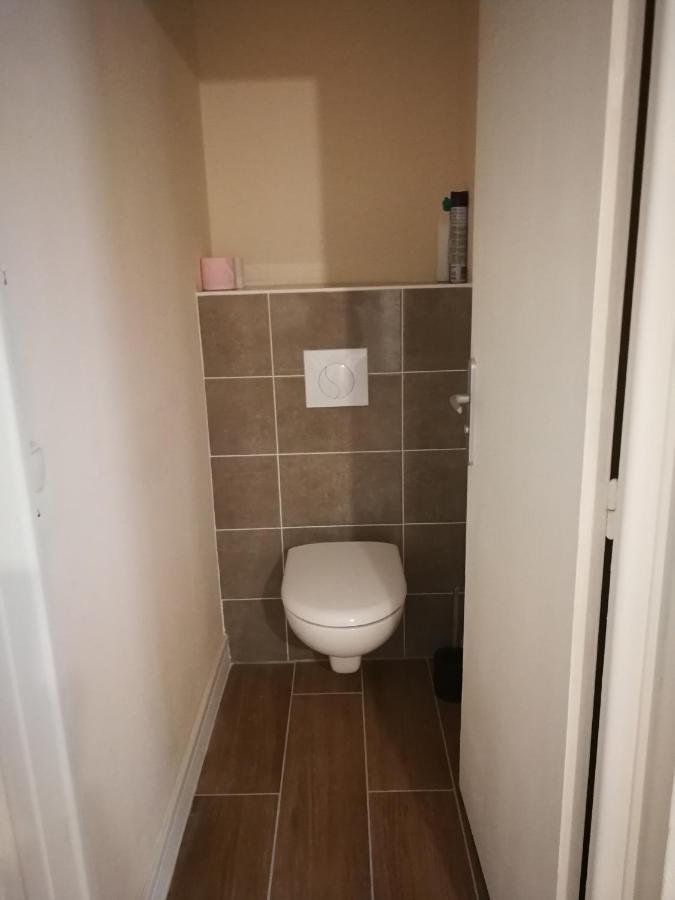 Appartement T4 Lumineux Avec Balcon - 3Eme Etage Sans Ascenseur Tarbes Bagian luar foto